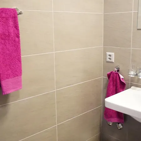 Schwendihaus Hostel *